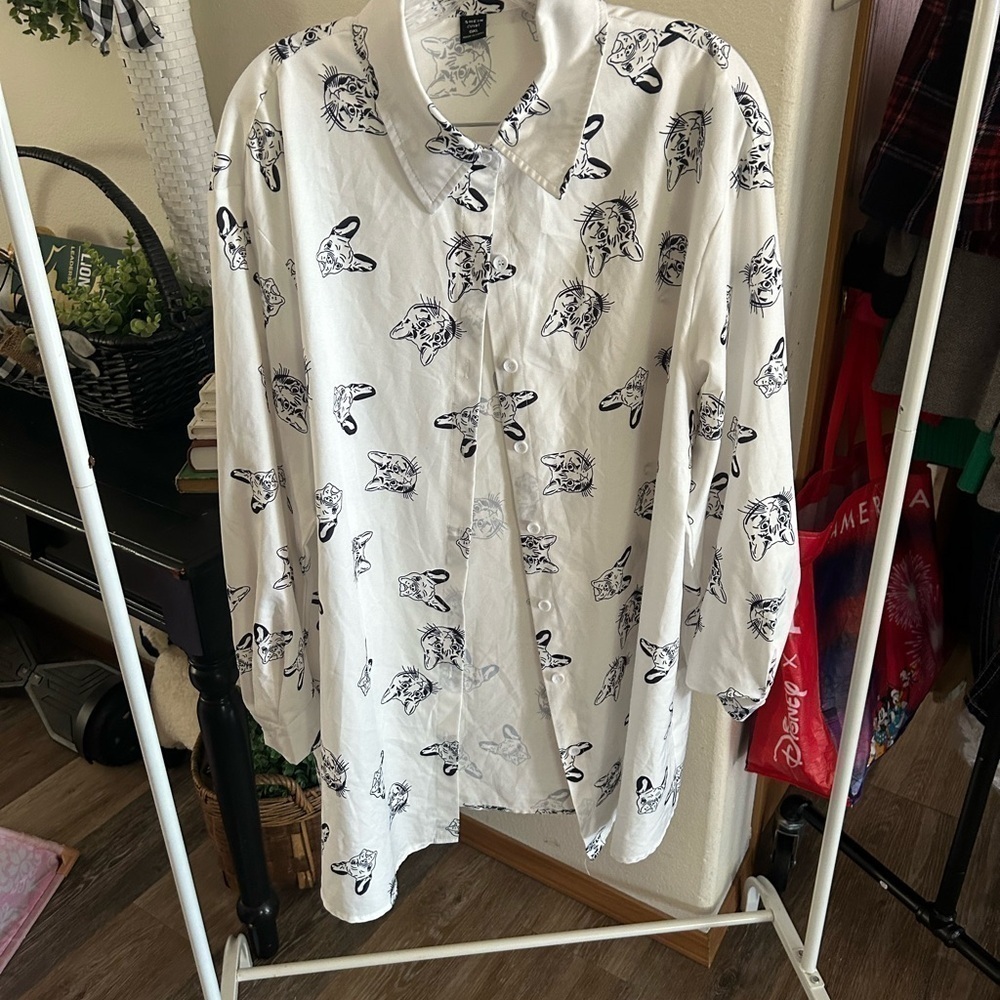 Shein curve  0XL button-down, novelty, animal, print shirt